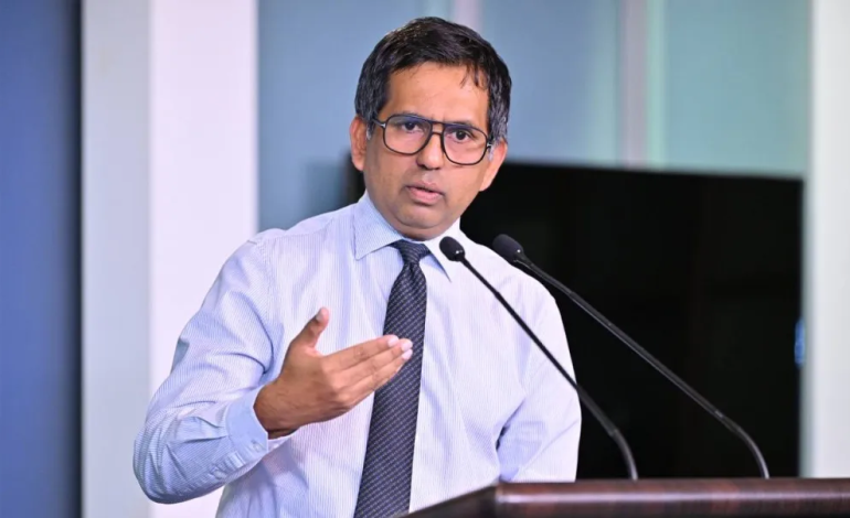  Government says it is monitoring supplies and prices